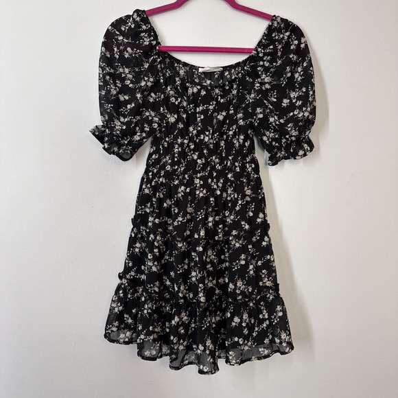 Sophia Rose Dresses & Skirts - Black Floral Puff Sleeve Fairy Dress Small Whimsigoth‎ Cottagecore Romantic